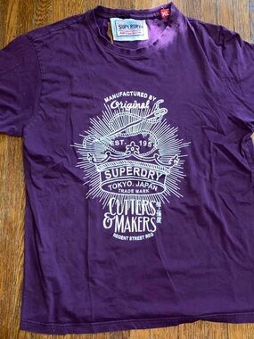 XL Women’s Thrashed Superdry T-shirt
